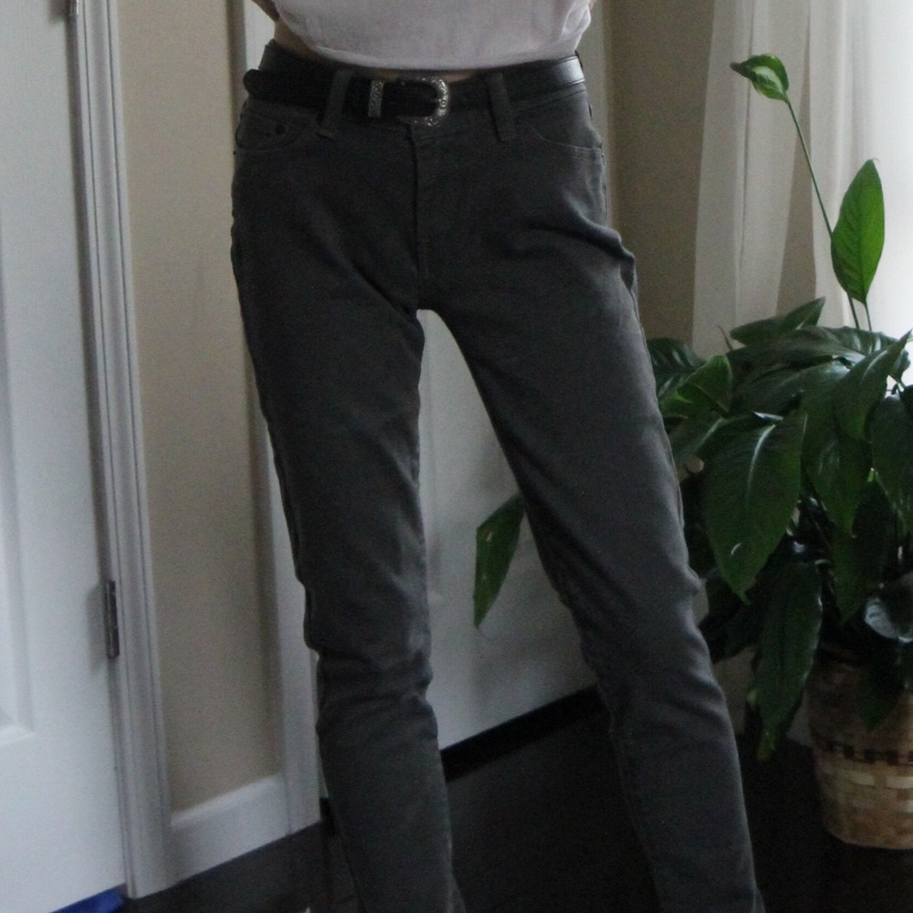 grey Levi’s 535 - Picture 4 of 4